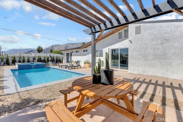 485 W Tramview, Palm Springs, CA 92262