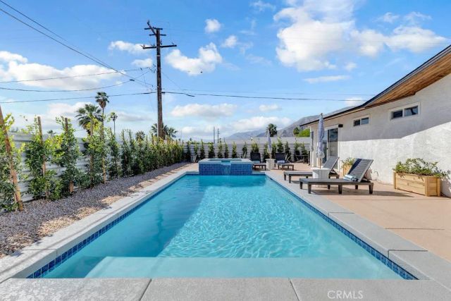 485 W Tramview, Palm Springs, CA 92262