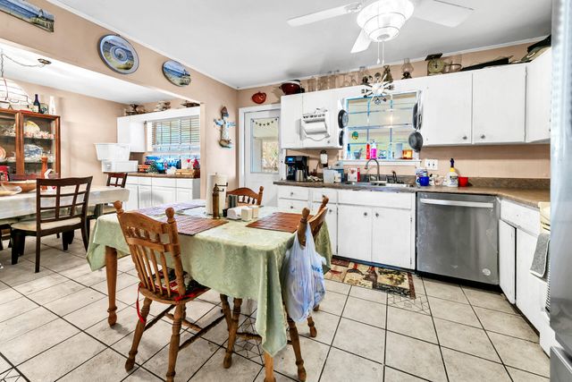 701 Trowbridge Avenue, Fort Walton Beach, FL 32547