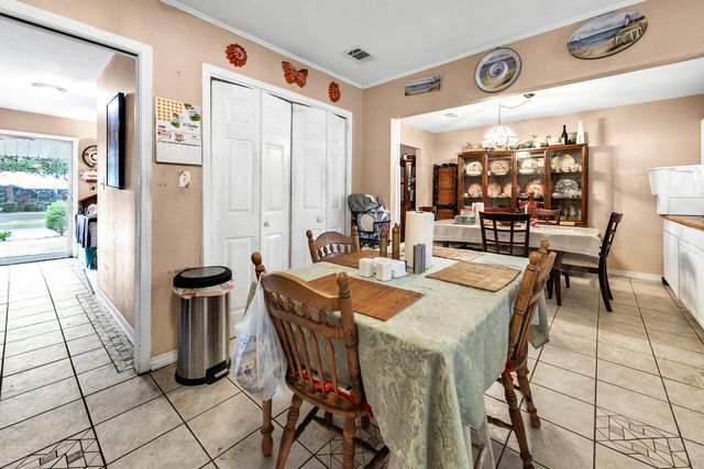 701 Trowbridge Avenue, Fort Walton Beach, FL 32547