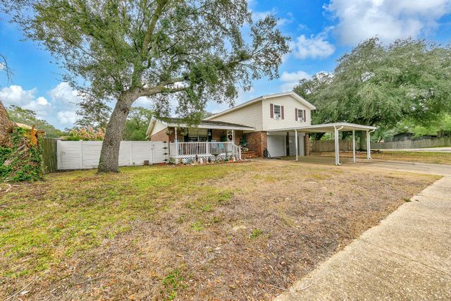 701 Trowbridge Avenue, Fort Walton Beach, FL 32547