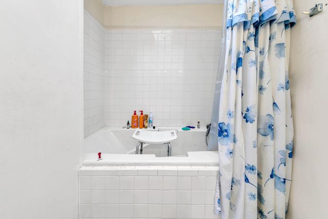 701 Trowbridge Avenue, Fort Walton Beach, FL 32547