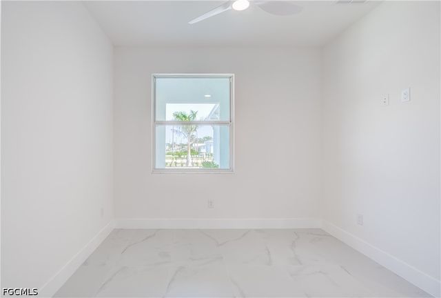 1105 SE 38th ST, Cape Coral, FL 33904