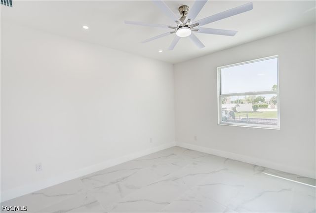 1105 SE 38th ST, Cape Coral, FL 33904