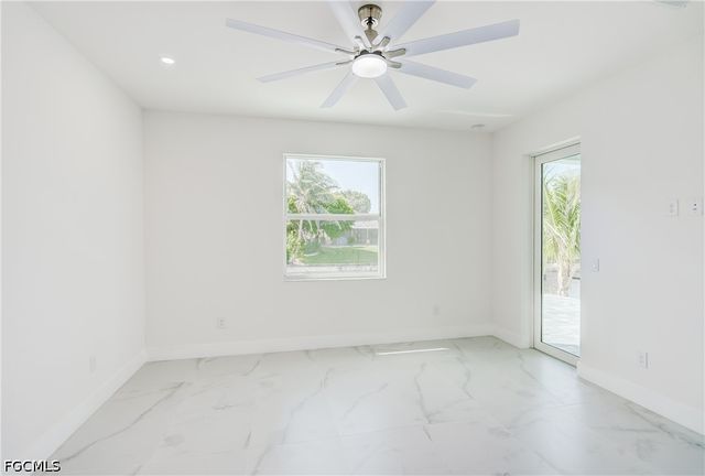 1105 SE 38th ST, Cape Coral, FL 33904