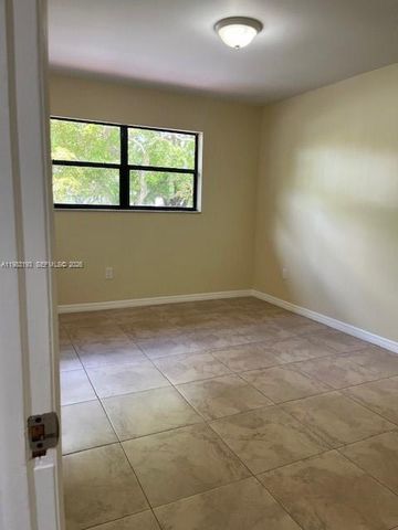 13371 SW 89th Ter D, Miami, FL 33186