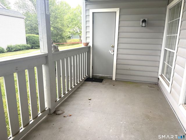 67 Leafwood Lane 244, Groton, CT 06340