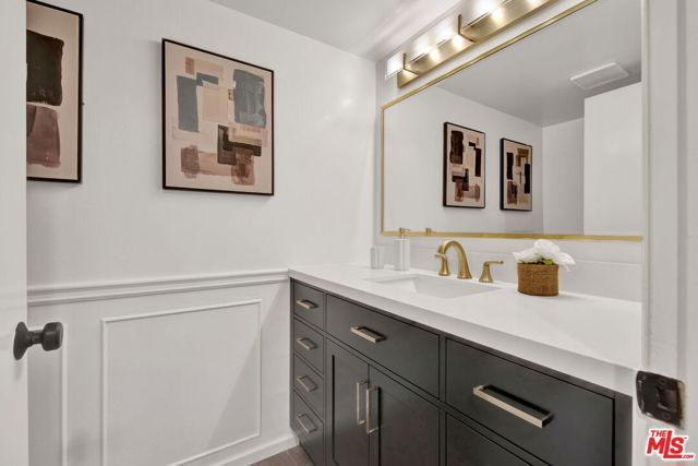 2460 Pesquera Drive, Los Angeles, CA 90049
