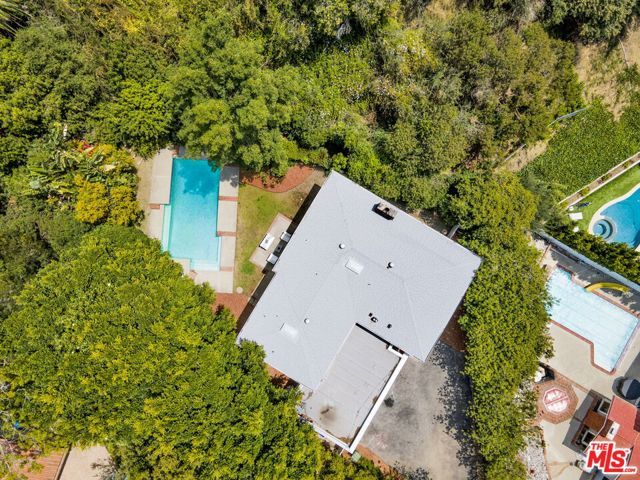 2460 Pesquera Drive, Los Angeles, CA 90049