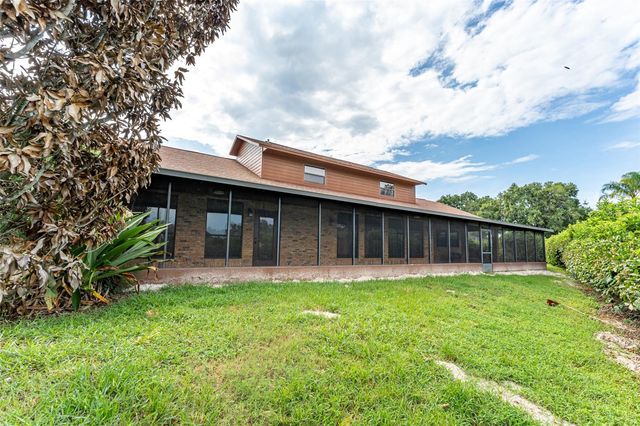 6151 SILVER OAKS DRIVE, Zephyrhills, FL 33542