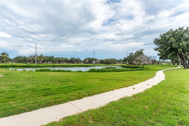 6151 SILVER OAKS DRIVE, Zephyrhills, FL 33542