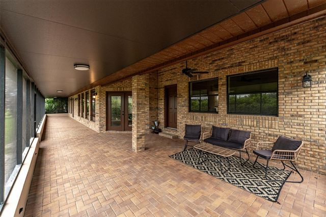 6151 SILVER OAKS DRIVE, Zephyrhills, FL 33542