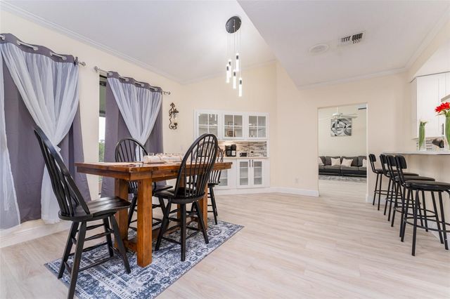 6151 SILVER OAKS DRIVE, Zephyrhills, FL 33542