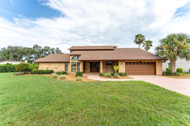 6151 SILVER OAKS DRIVE, Zephyrhills, FL 33542