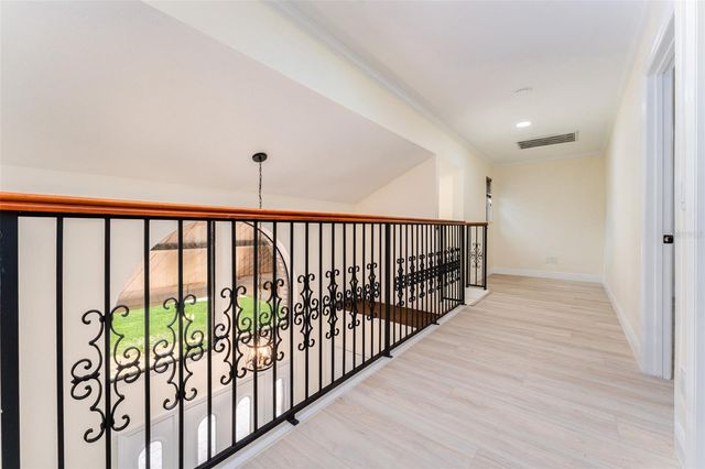 6151 SILVER OAKS DRIVE, Zephyrhills, FL 33542