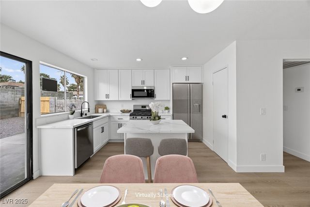 3827 Cirrus Avenue, Las Vegas, NV 89121