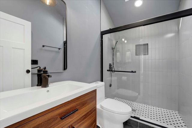 1728 N Wood Street 2R, Chicago, IL 60622