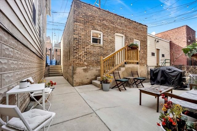 1728 N Wood Street 2R, Chicago, IL 60622