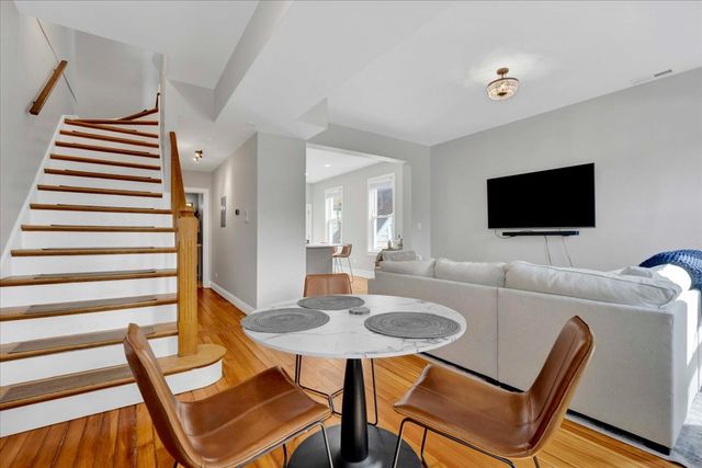 1728 N Wood Street 2R, Chicago, IL 60622