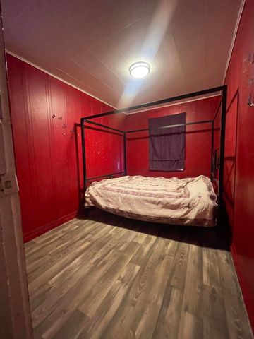 1512 Summers Lane, Klamath Falls, OR 97603