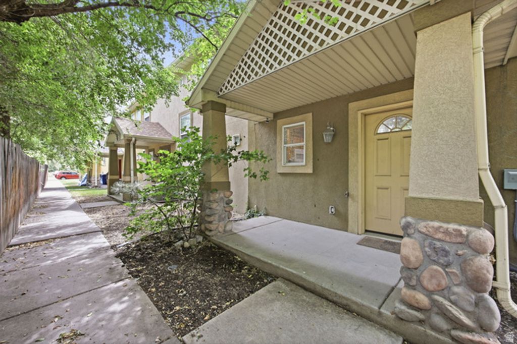 422 N HODGES LN, Salt Lake City, UT 84116 — photo 4