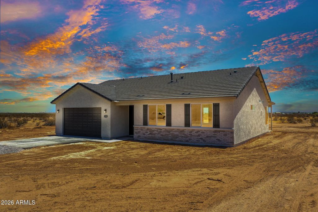 17885 N STONEBLUFF Road, Maricopa, AZ 85139 — exterior