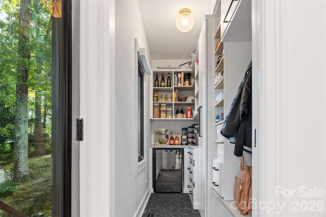 5123 Randolph Road, Charlotte, NC 28211