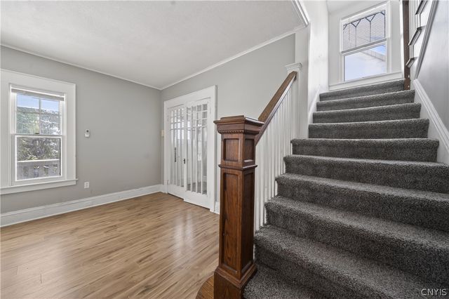 1022 Westcott St, Syracuse, NY 13210