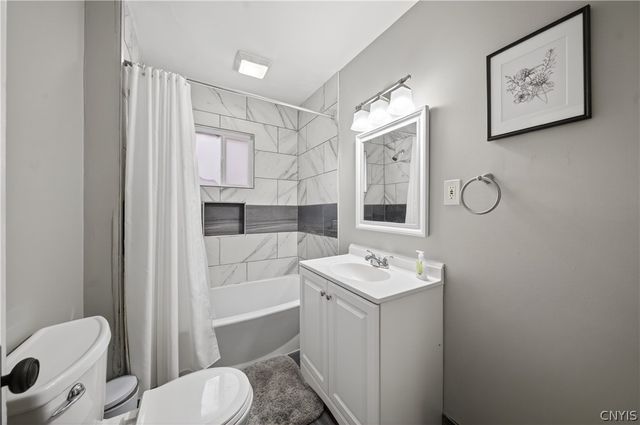 1022 Westcott St, Syracuse, NY 13210