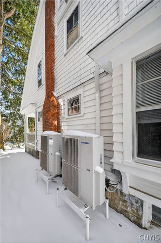 1022 Westcott St, Syracuse, NY 13210