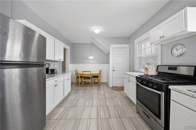 1022 Westcott St, Syracuse, NY 13210