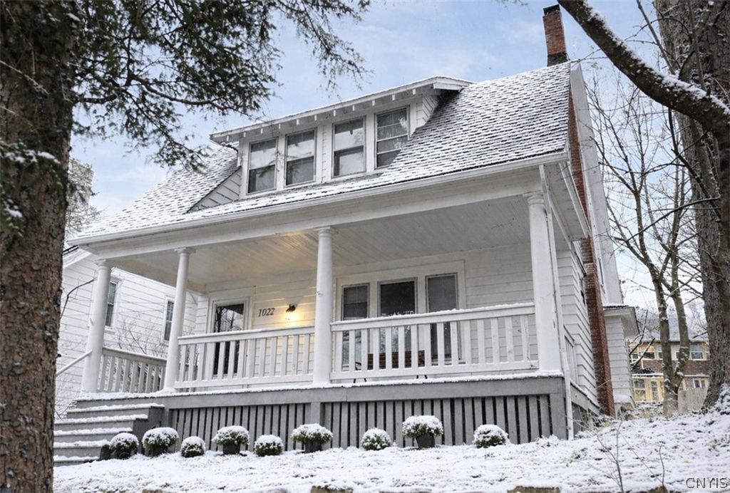 1022 Westcott St, Syracuse, NY 13210