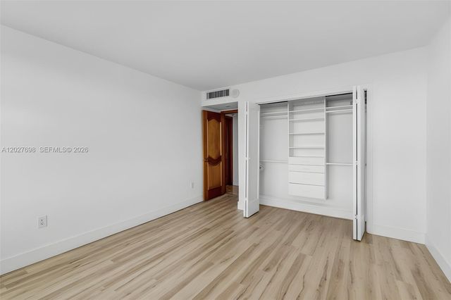 199 Ocean Lane Dr 1210, Key Biscayne, FL 33149