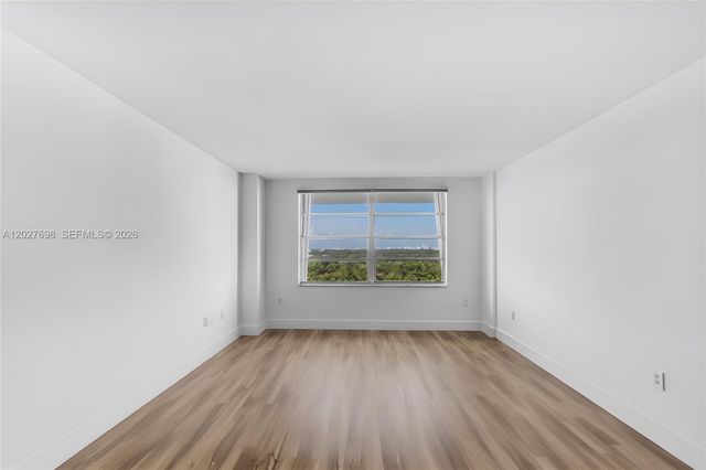 199 Ocean Lane Dr 1210, Key Biscayne, FL 33149