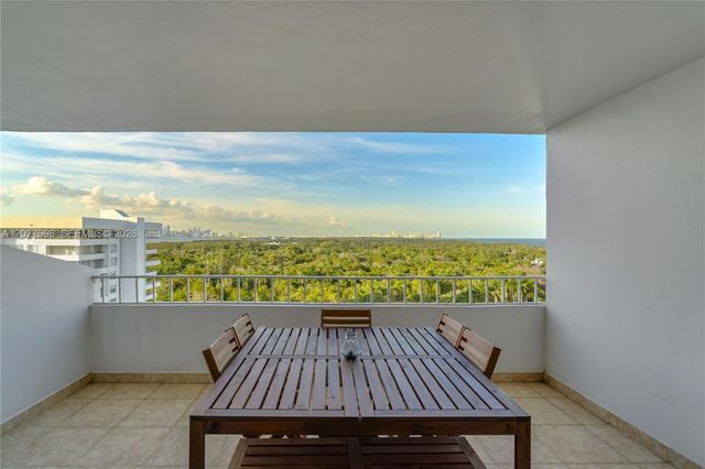 199 Ocean Lane Dr 1210, Key Biscayne, FL 33149