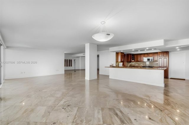 199 Ocean Lane Dr 1210, Key Biscayne, FL 33149