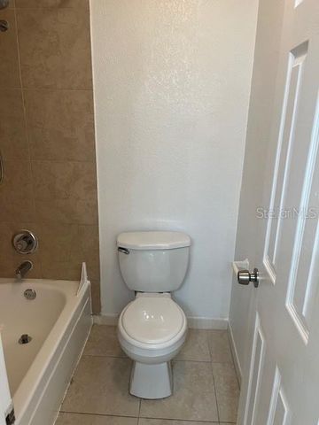 452 BANYON TREE CIRCLE 200, Maitland, FL 32751