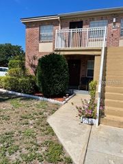 452 BANYON TREE CIRCLE 200, Maitland, FL 32751