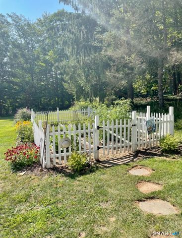 89 South End Avenue, Durham, CT 06422