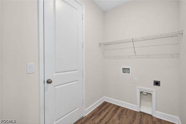 623 SW 25th LN, Cape Coral, FL 33990