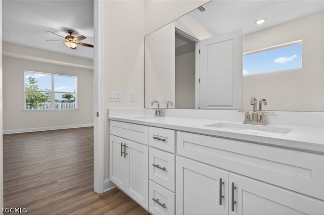 623 SW 25th LN, Cape Coral, FL 33990