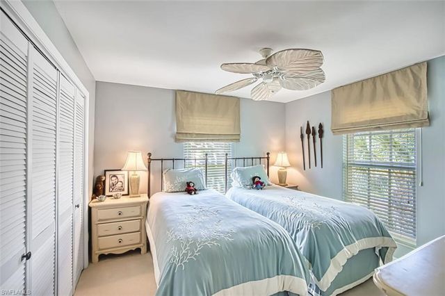 246 Christofer CT, Sanibel, FL 33957