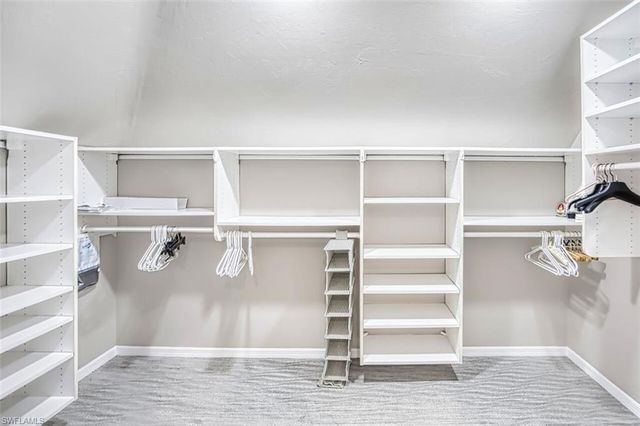 246 Christofer CT, Sanibel, FL 33957