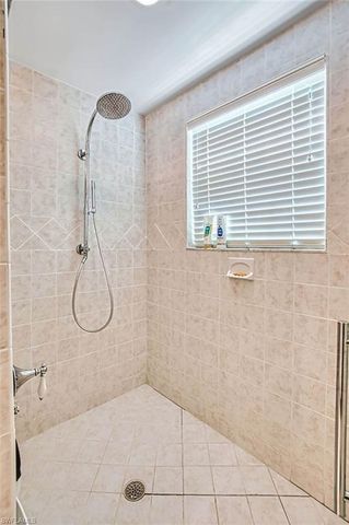 246 Christofer CT, Sanibel, FL 33957