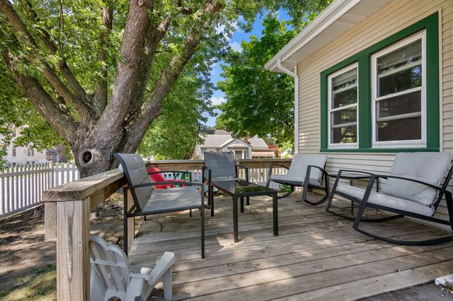 124 W 29th Street, Davenport, IA 52803