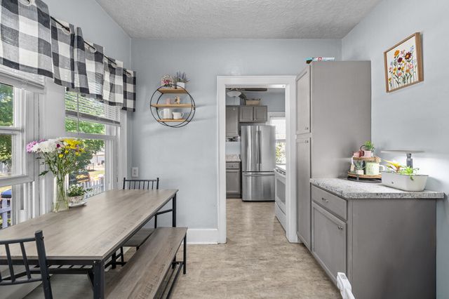124 W 29th Street, Davenport, IA 52803
