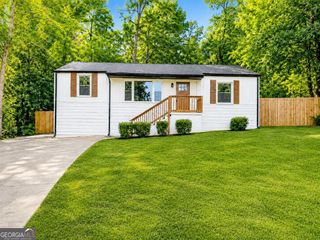 2190 Gordon Circle SE, Smyrna, GA 30080