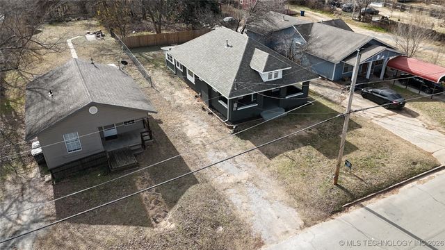 4716 W 8th Street, Tulsa, OK 74127