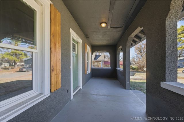 4716 W 8th Street, Tulsa, OK 74127