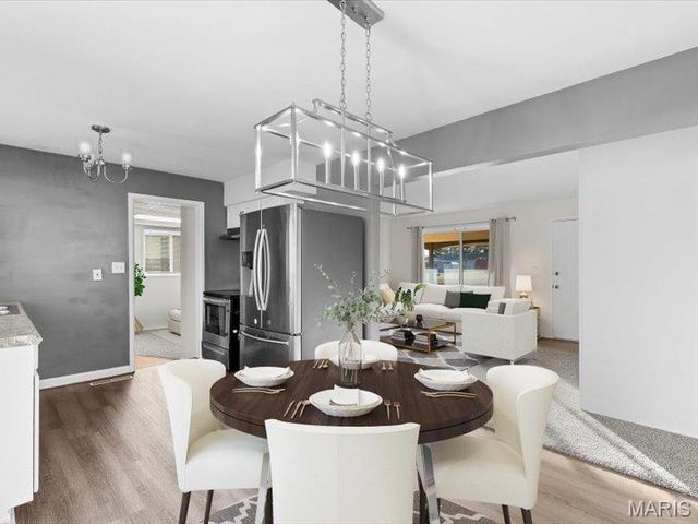 6104 Old Collinsville Road, Fairview Heights, IL 62208